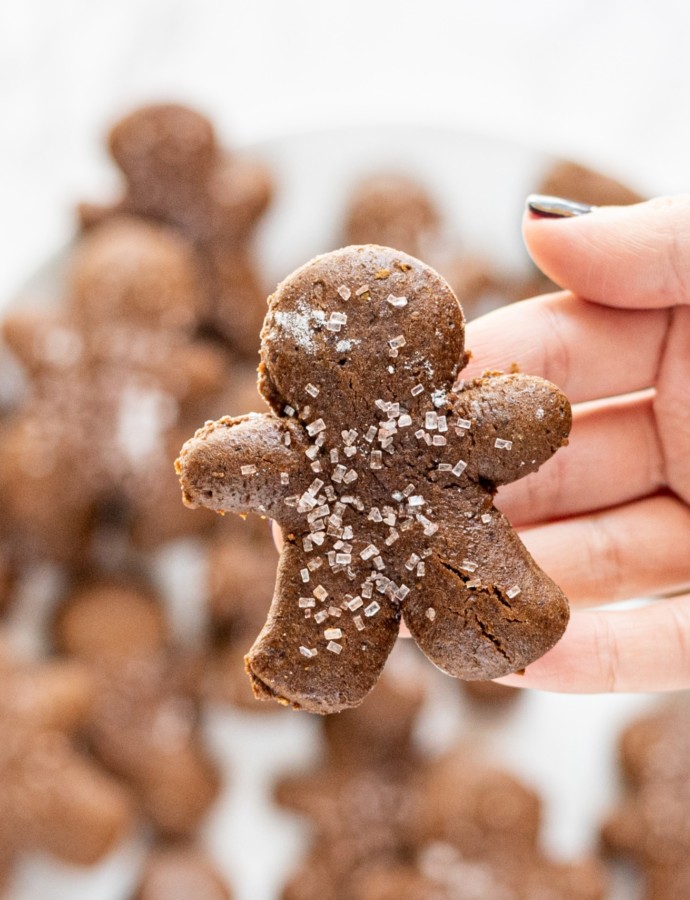 Vegan Gingerbread Cookies picture