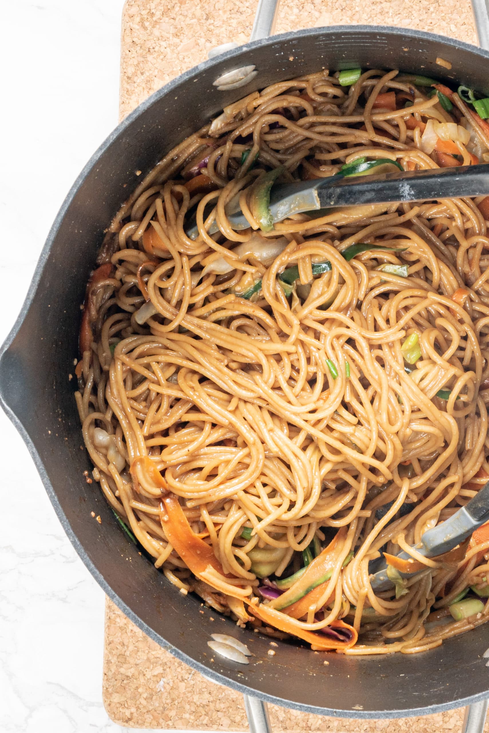 A pot filled with vegan pad thai.