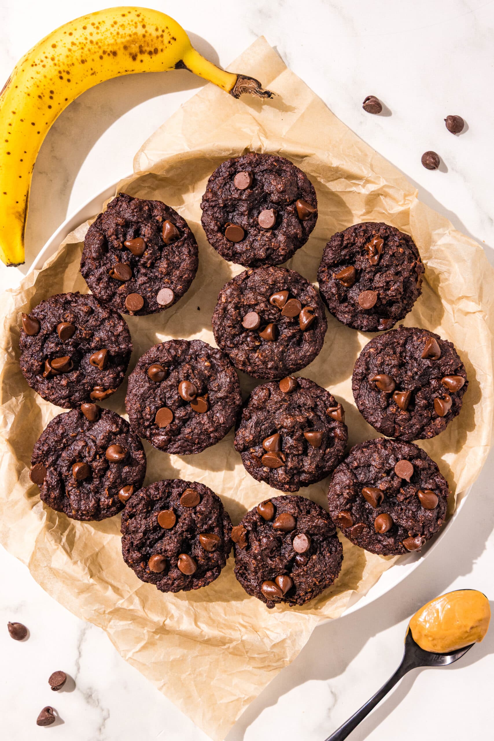 One-Bowl Chocolate Peanut Butter Banana Muffins (vegan & gluten-free!) - HealthyGirl Kitchen