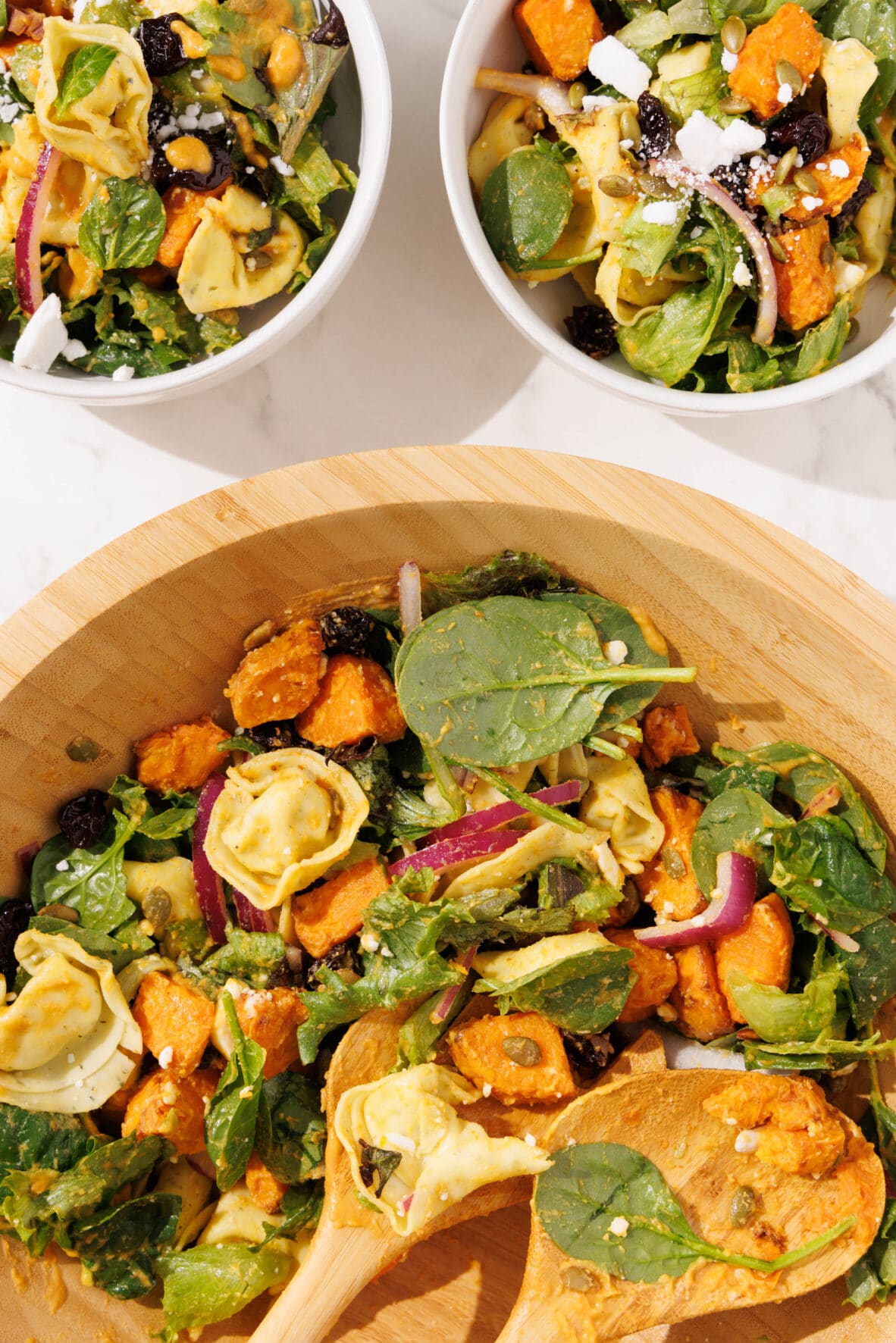 Holiday Tortellini Salad (with pumpkin vinaigrette!)